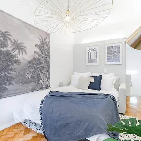 Apartment Casa Boma - Sunny And Spacious With Private Terrace - Alcantara Ii